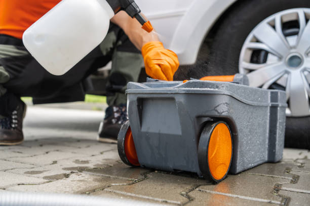 Best Organic Lawn Care Solutions  in Bronson, FL